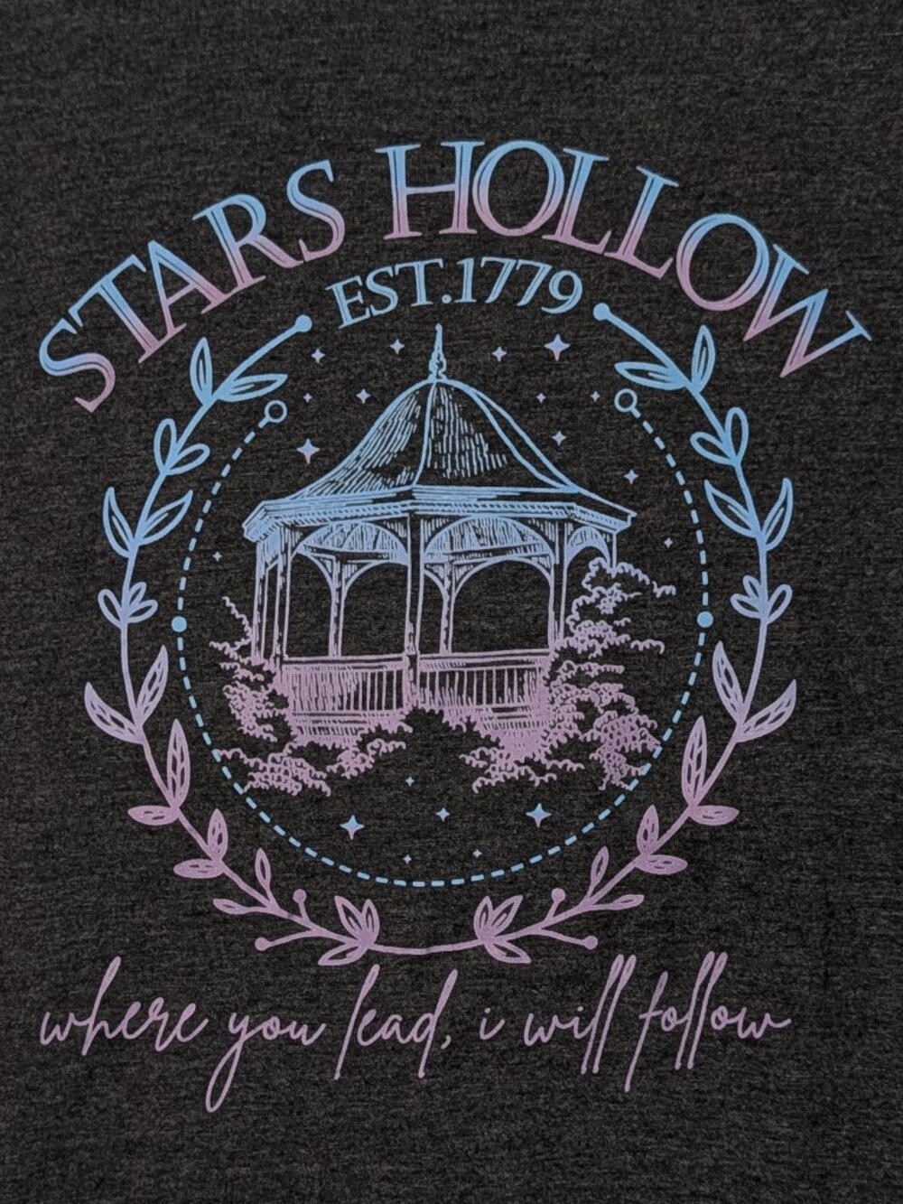Stars Hollow Youth Tshirt Medium